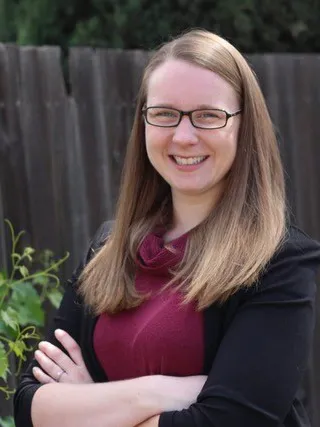 Headshot of Diana Selmeczy.