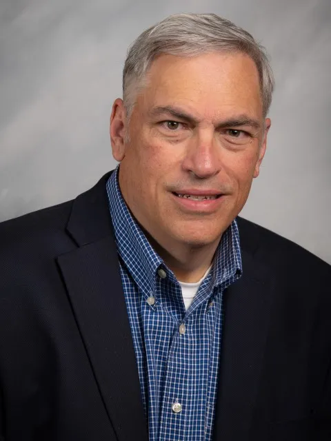 Headshot of Tom Francis.