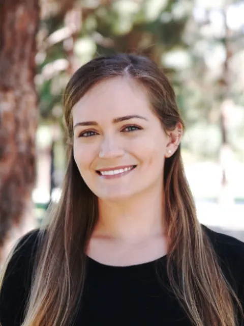 Headshot of Kristen Rudd.