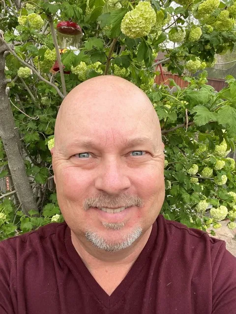 Headshot of David DuBois.